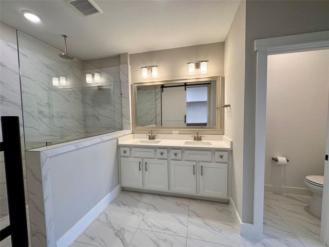 10965 Hewitt Cliff Lane, Houston, TX 77043