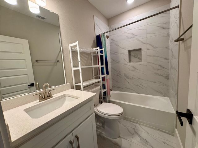 10965 Hewitt Cliff Lane, Houston, TX 77043