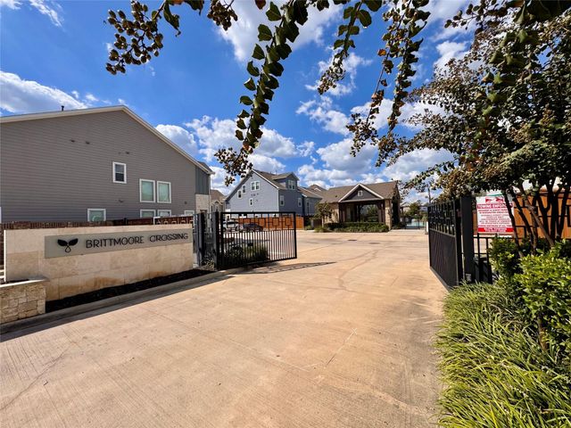 10965 Hewitt Cliff Lane, Houston, TX 77043