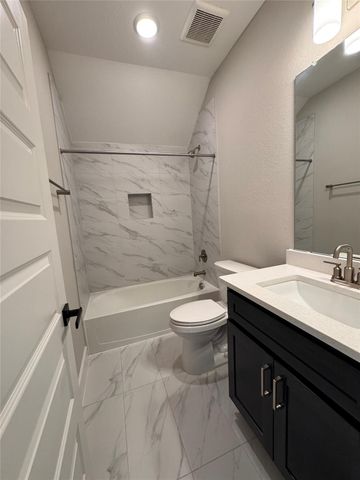 10965 Hewitt Cliff Lane, Houston, TX 77043