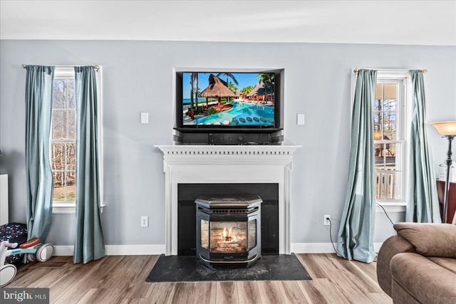 214 CASTLE PARK LN, Mineral, VA 23117