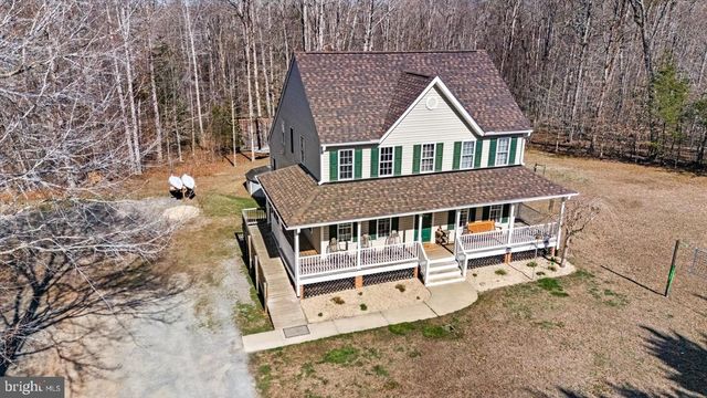 214 CASTLE PARK LN, Mineral, VA 23117