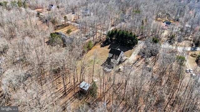 214 CASTLE PARK LN, Mineral, VA 23117