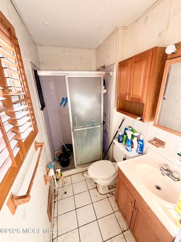 44 S Longview Road, Howell, NJ 07731