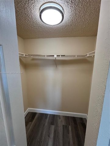 21909 Lake Forest Cir 205, Boca Raton, FL 33433