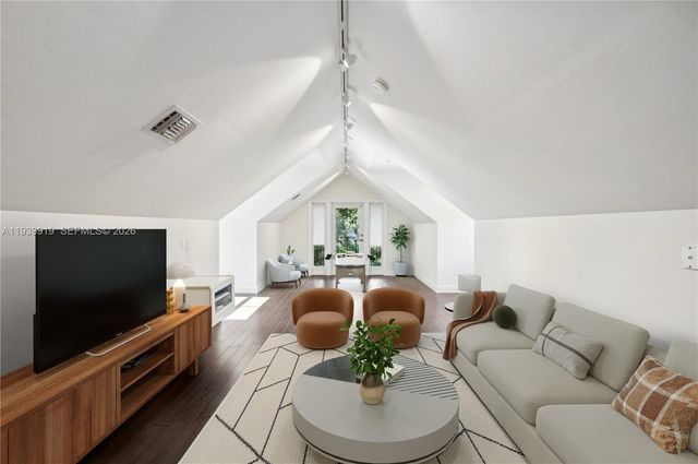 10001 SW 60th Ct, Pinecrest, FL 33156