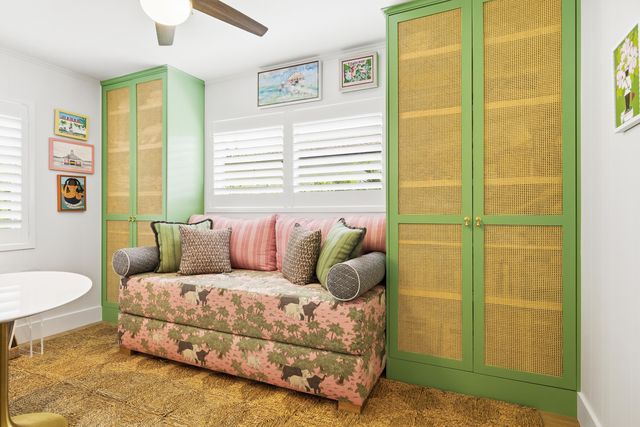 251 Gregory Place, West Palm Beach, FL 33405