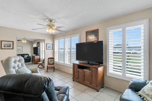 2457 ECUADORIAN WAY 59, Clearwater, FL 33763