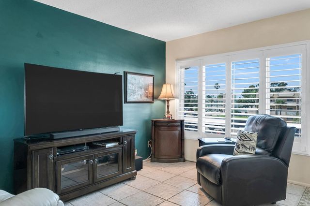 2457 ECUADORIAN WAY 59, Clearwater, FL 33763