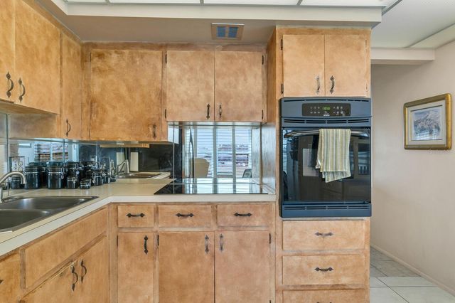 2457 ECUADORIAN WAY 59, Clearwater, FL 33763