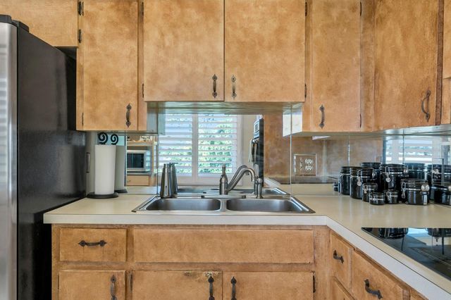 2457 ECUADORIAN WAY 59, Clearwater, FL 33763