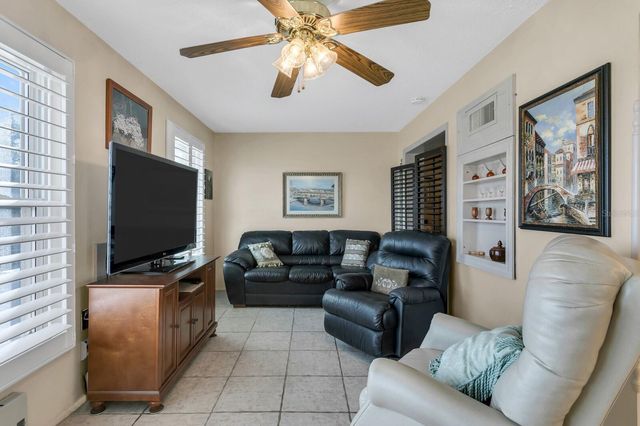 2457 ECUADORIAN WAY 59, Clearwater, FL 33763