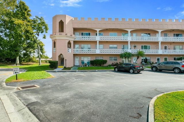 2457 ECUADORIAN WAY 59, Clearwater, FL 33763