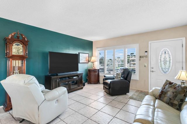 2457 ECUADORIAN WAY 59, Clearwater, FL 33763