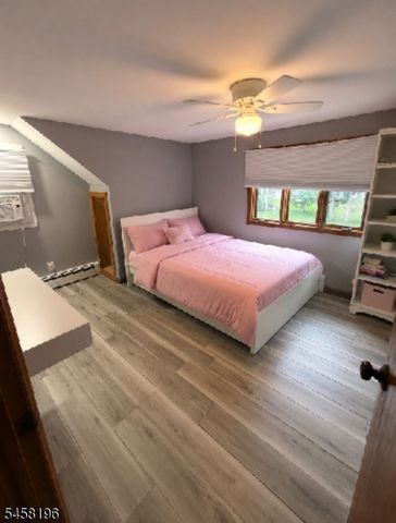 27 River Rd, Byram Twp., NJ 07874