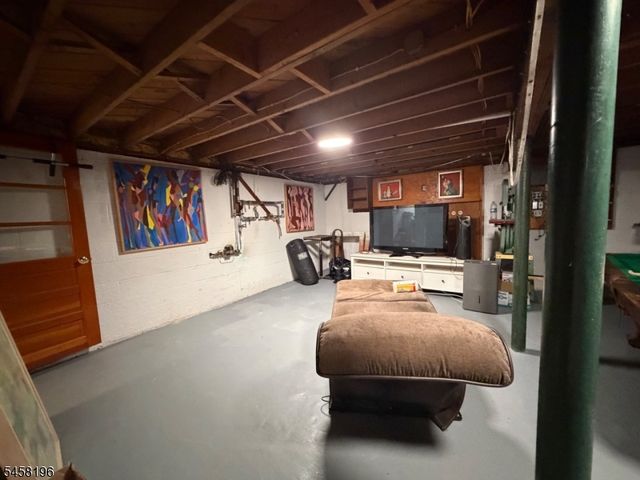 27 River Rd, Byram Twp., NJ 07874