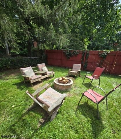 27 River Rd, Byram Twp., NJ 07874