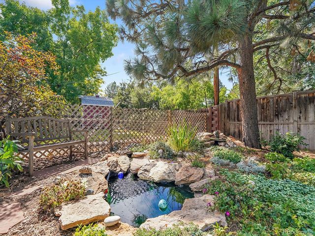 5725 S Lakeview St, Littleton, CO 80120