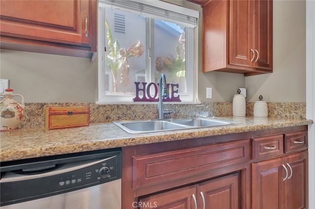 1615 W Hill Avenue, Fullerton, CA 92833