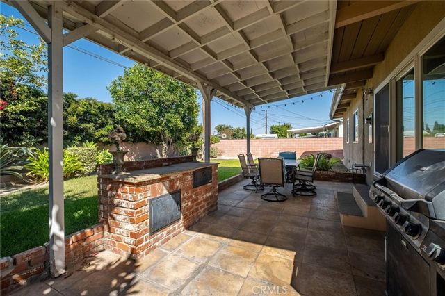 1615 W Hill Avenue, Fullerton, CA 92833