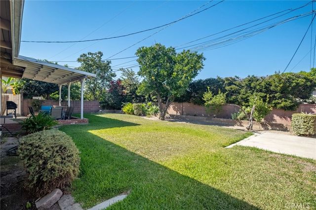 1615 W Hill Avenue, Fullerton, CA 92833