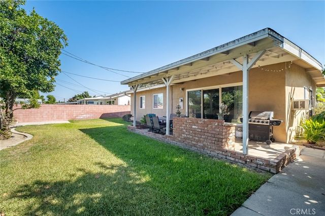 1615 W Hill Avenue, Fullerton, CA 92833
