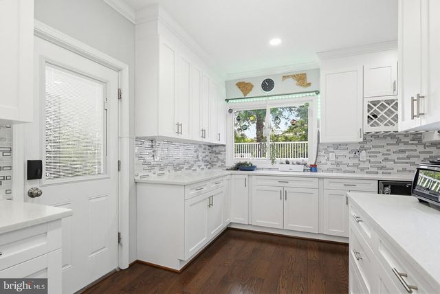 4311 POWDER MILL, Beltsville, MD 20705