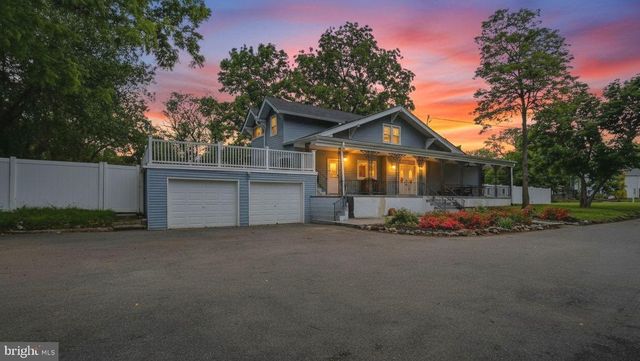 4311 POWDER MILL, Beltsville, MD 20705