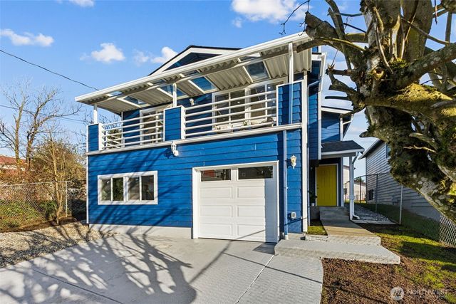 7002 42nd Avenue S, Seattle, WA 98118