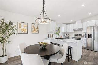 7002 42nd Avenue S, Seattle, WA 98118