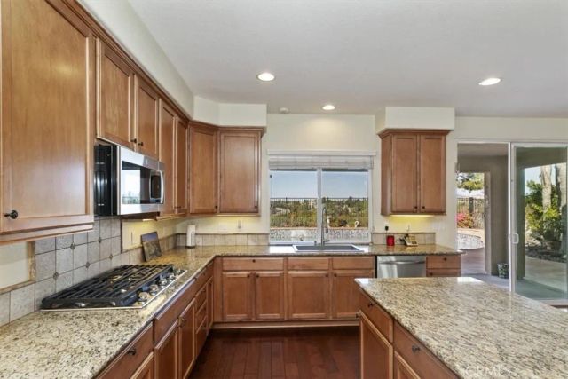 32856 Northshire Circle, Temecula, CA 92592