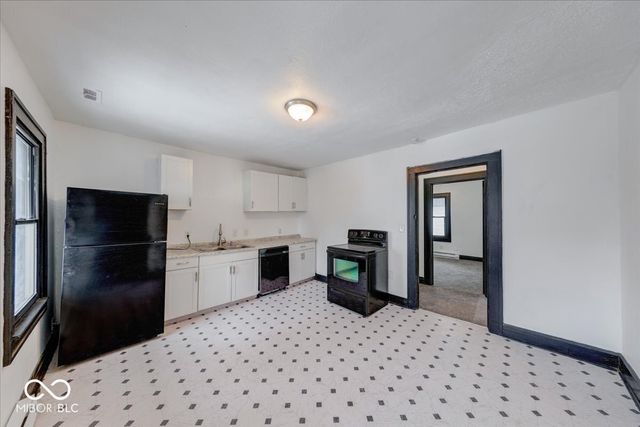 4912 E Washington Street, Indianapolis, IN 46201