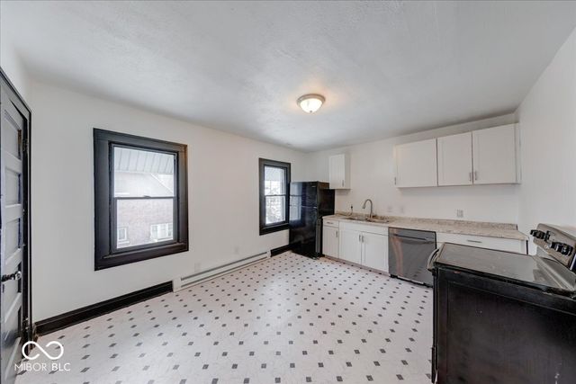 4912 E Washington Street, Indianapolis, IN 46201