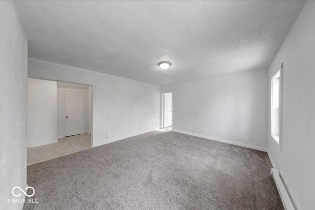 4912 E Washington Street, Indianapolis, IN 46201