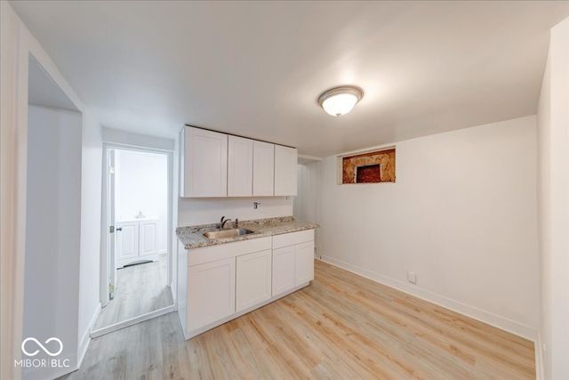 4912 E Washington Street, Indianapolis, IN 46201