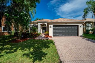 1123 NW 131st Ave, Pembroke Pines, FL 33028