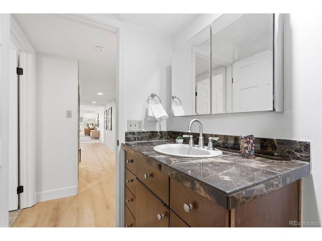 7000 E Quincy Ave 218, Denver, CO 80237