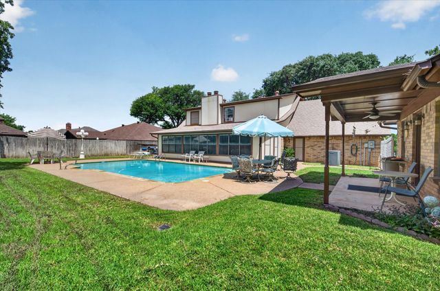 3412 Jones Court, Bedford, TX 76021
