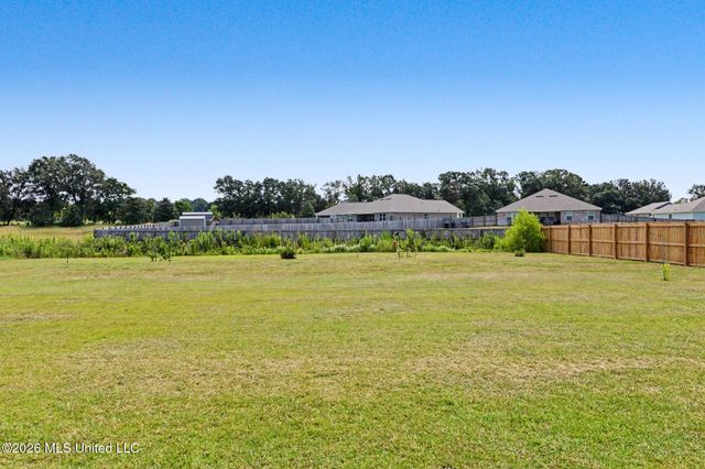 133 Mulberry Drive, Lucedale, MS 39452