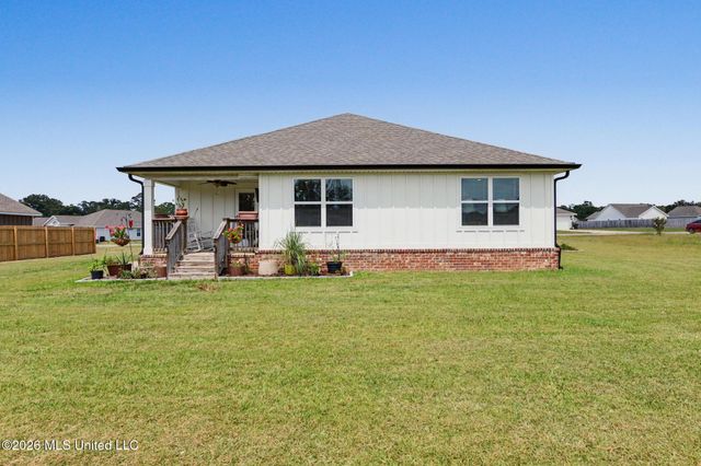 133 Mulberry Drive, Lucedale, MS 39452