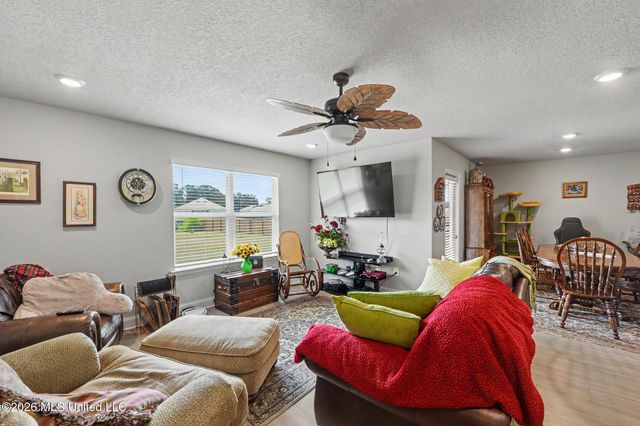 133 Mulberry Drive, Lucedale, MS 39452
