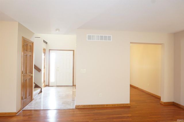 12426 Cliff View Court, Fort Wayne, IN 46818