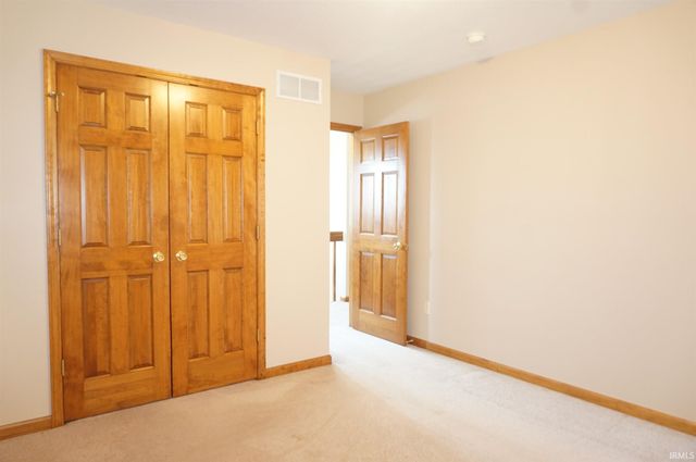 12426 Cliff View Court, Fort Wayne, IN 46818