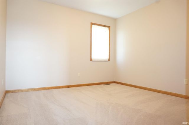 12426 Cliff View Court, Fort Wayne, IN 46818