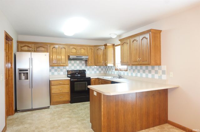 12426 Cliff View Court, Fort Wayne, IN 46818