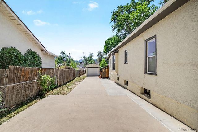 911 W Pikes Peak Avenue, Colorado Springs, CO 80905
