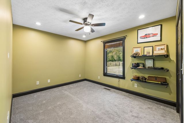 1271 Trice Rd, Lebanon, TN 37087