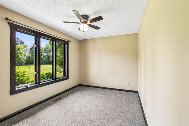 1271 Trice Rd, Lebanon, TN 37087
