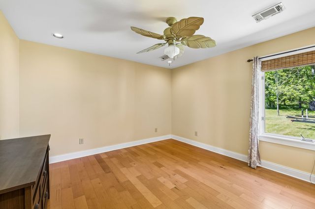 1271 Trice Rd, Lebanon, TN 37087