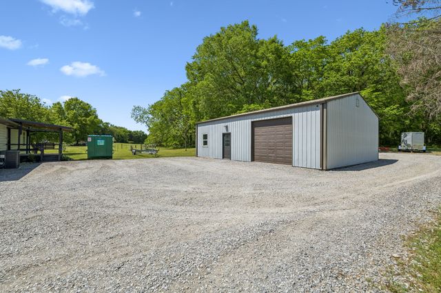 1271 Trice Rd, Lebanon, TN 37087